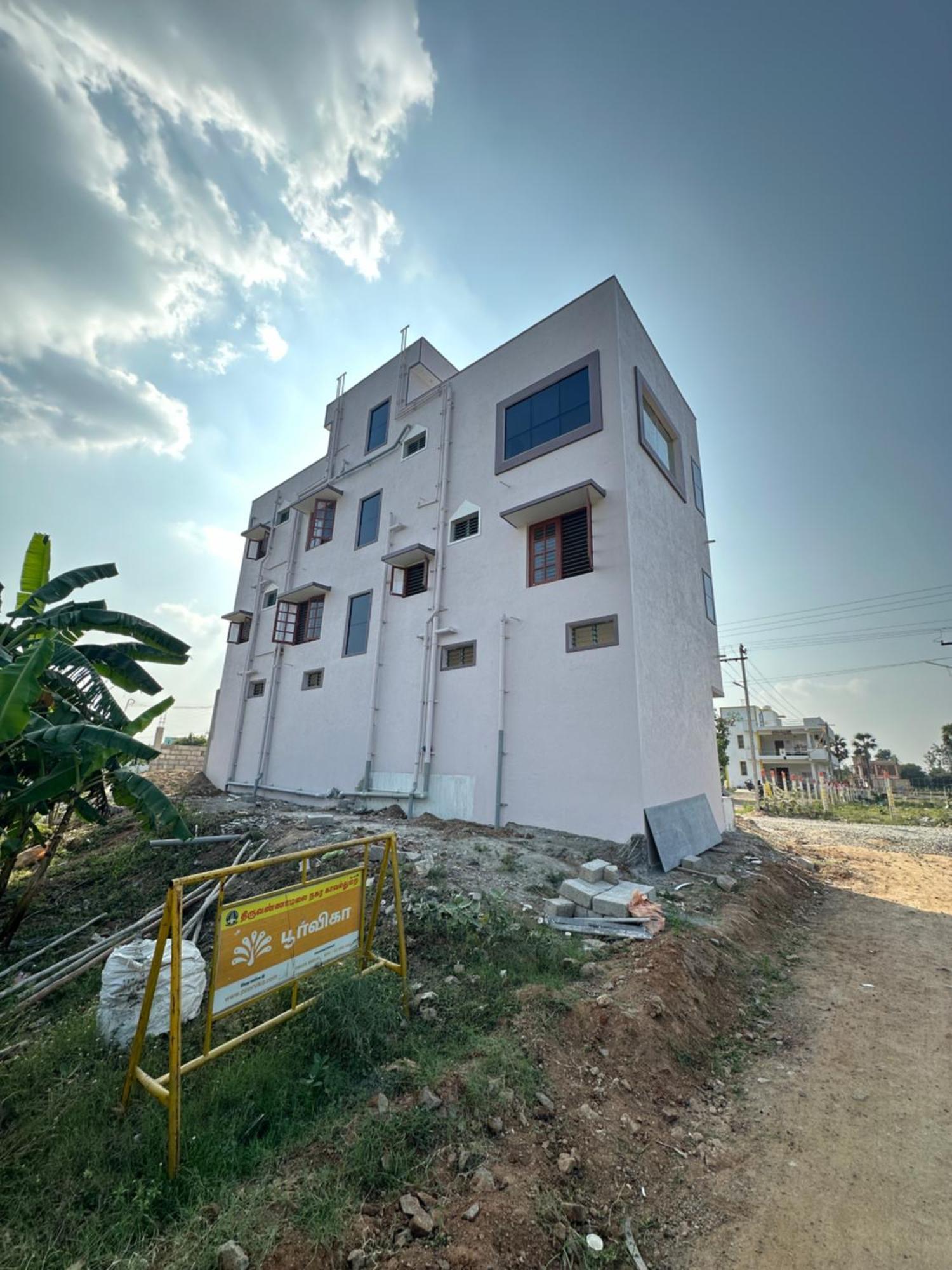 Om Lingeswaran Home Stay Tiruvannāmalai Esterno foto